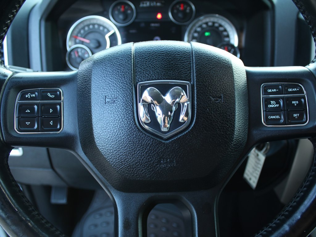 2015 RAM 1500 Image 23