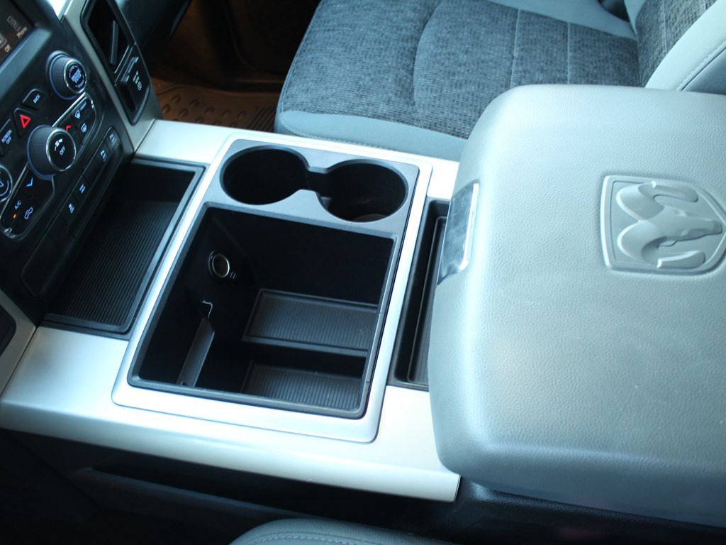 2015 RAM 1500 Image 28