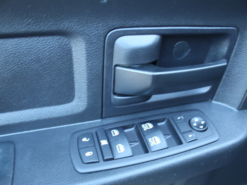 2017 RAM 1500 Image 14