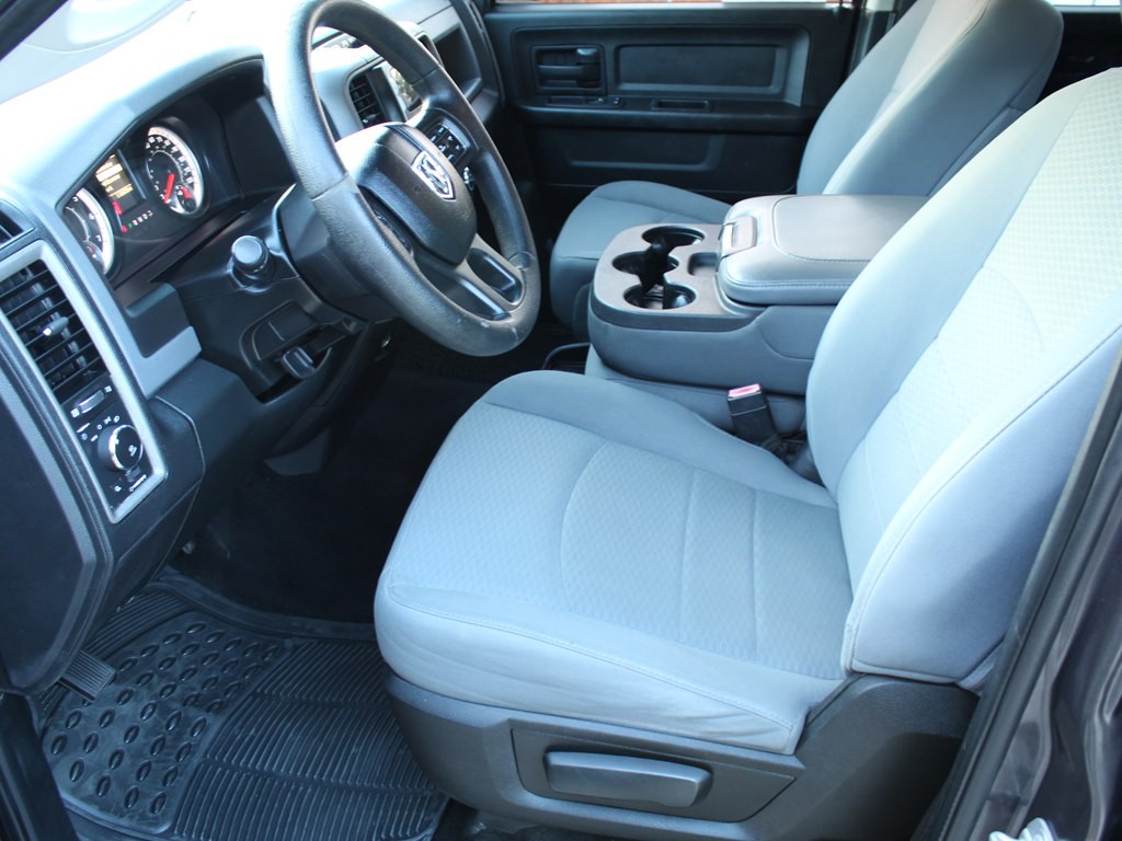 2017 RAM 1500 Image 18