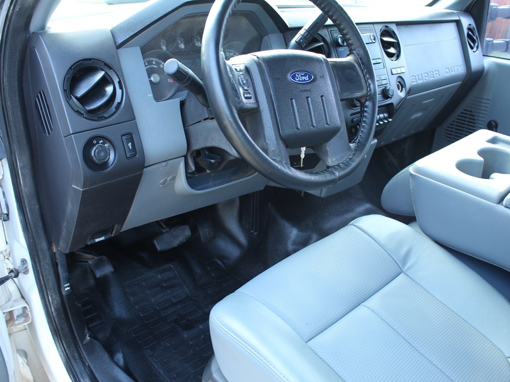 2015 Ford F-350 Image 13