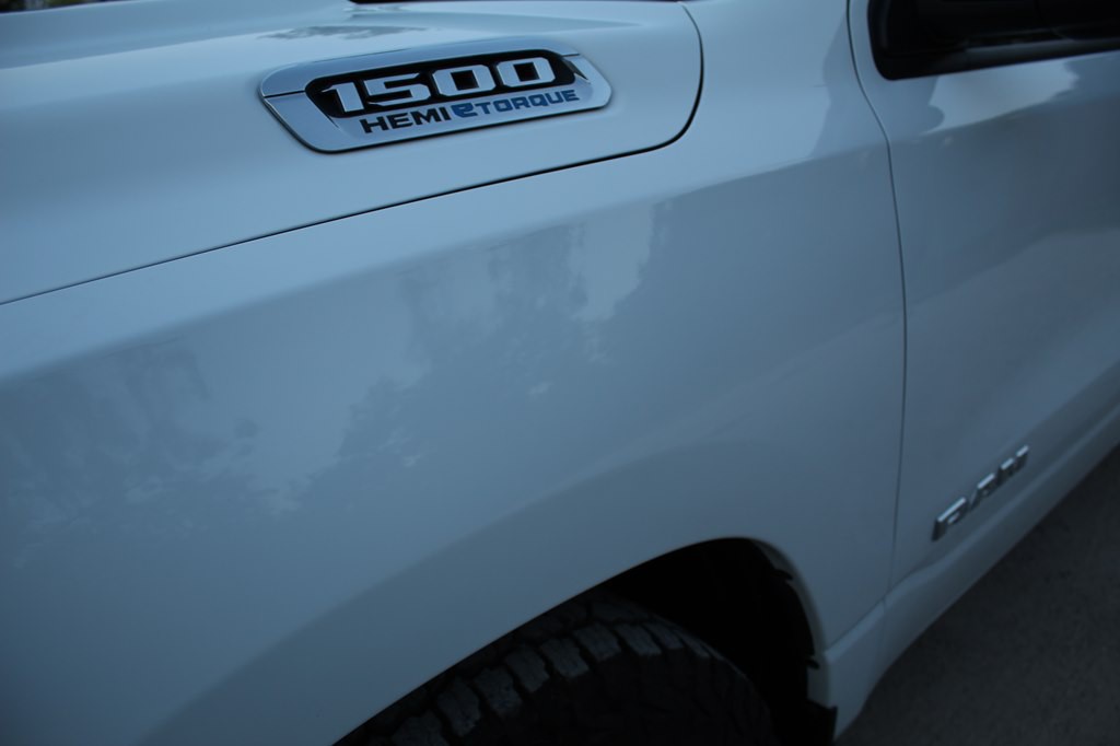 2022 RAM 1500 Image 9