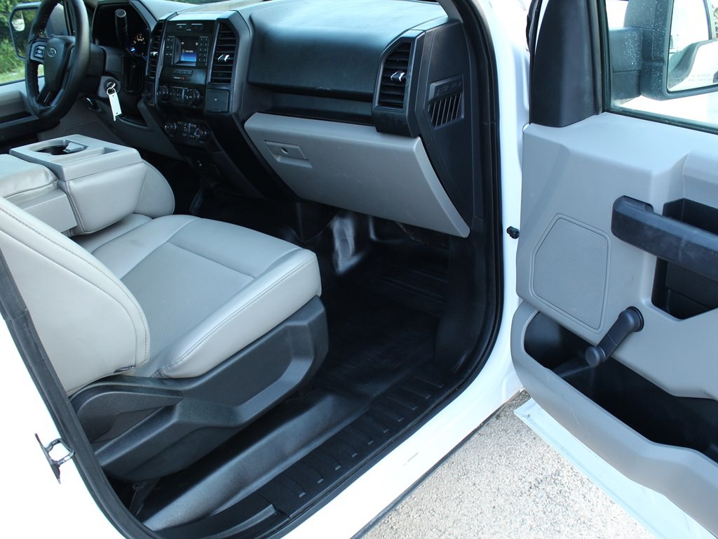 2015 Ford F-150 Image 18