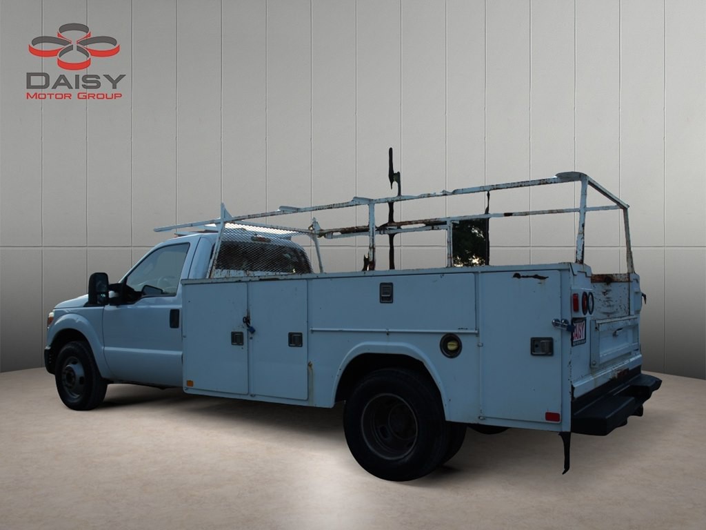 2011 Ford F-350 Image 7