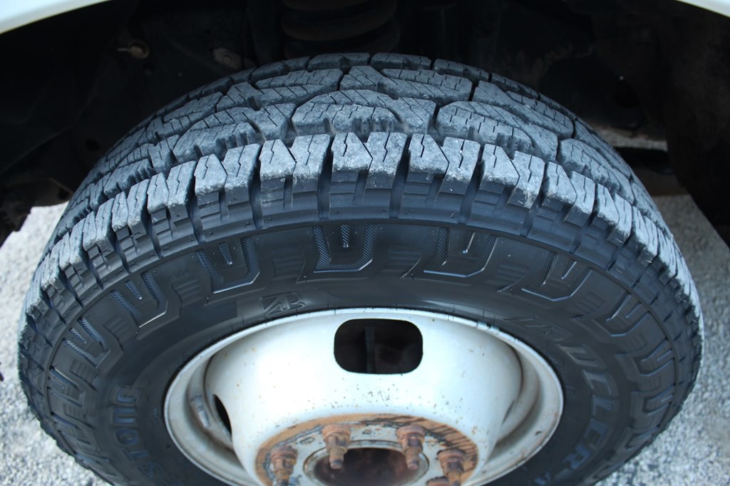 2011 Ford F-350 Image 10