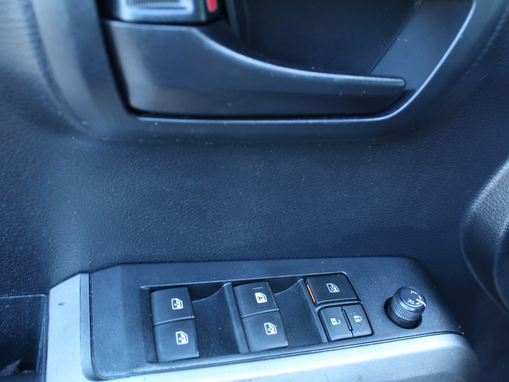 2019 Toyota Tacoma Image 14