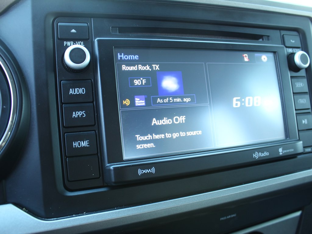 2019 Toyota Tacoma Image 24