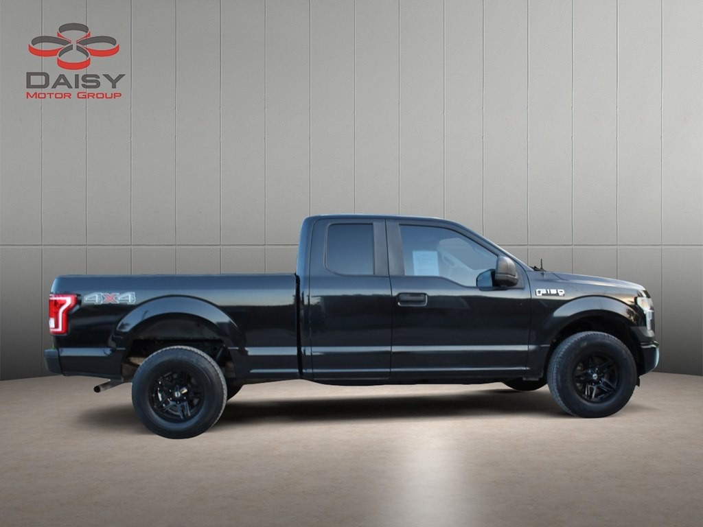 2015 Ford F-150 Image 4