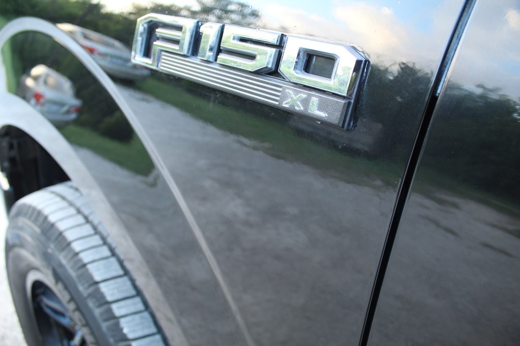 2015 Ford F-150 Image 9