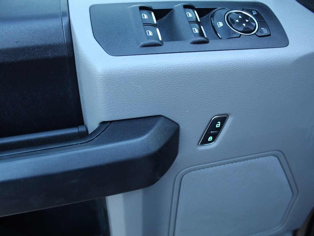 2015 Ford F-150 Image 15