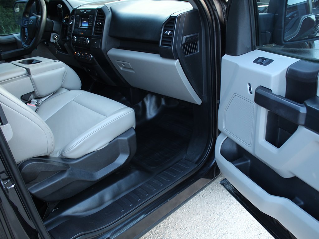 2015 Ford F-150 Image 20