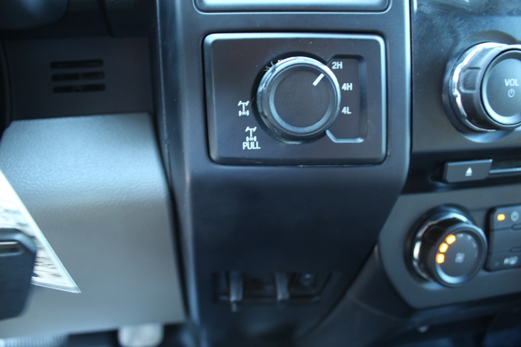 2015 Ford F-150 Image 24