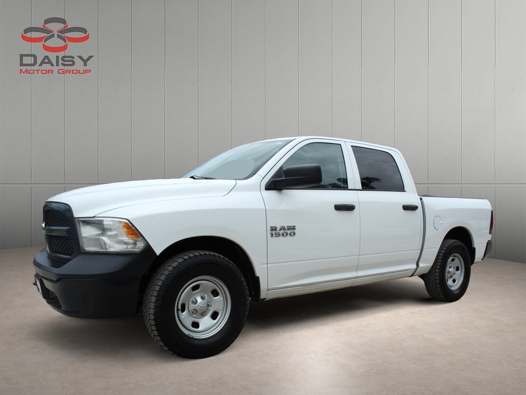 2015 RAM 1500 Image 1