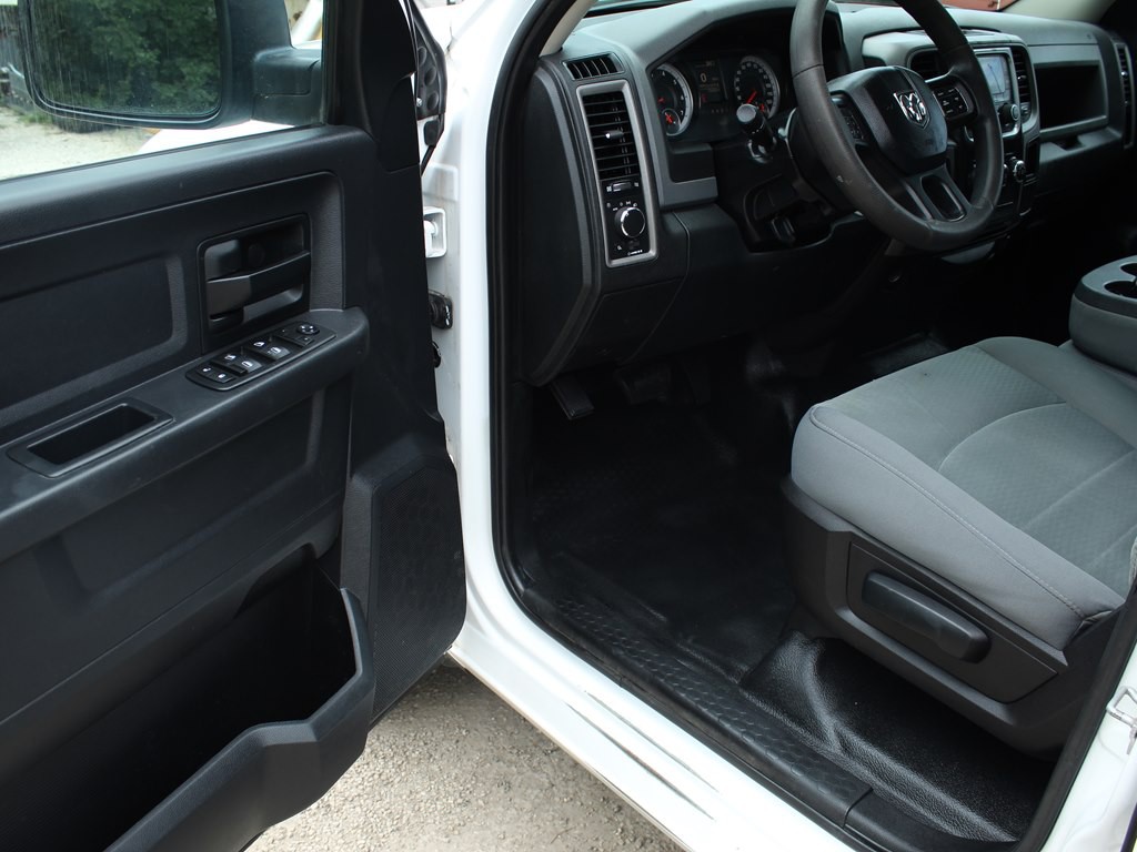 2015 RAM 1500 Image 16