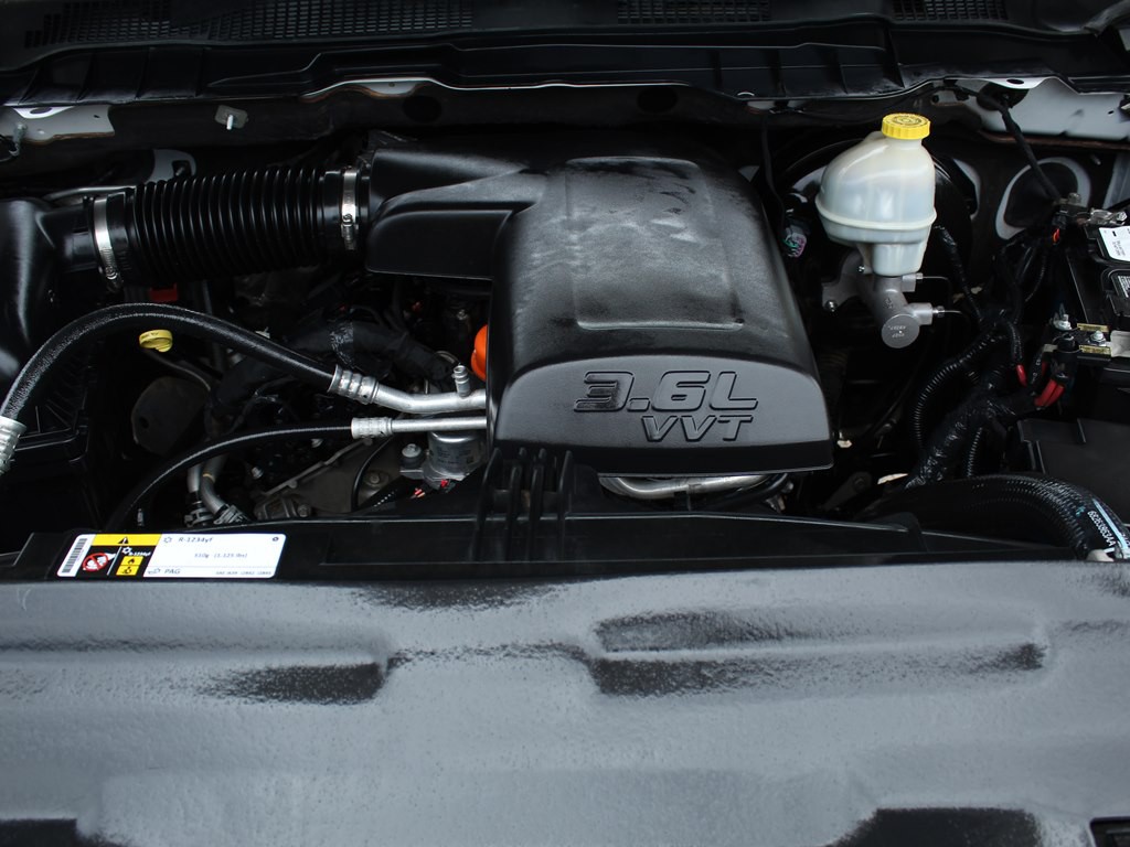 2015 RAM 1500 Image 30
