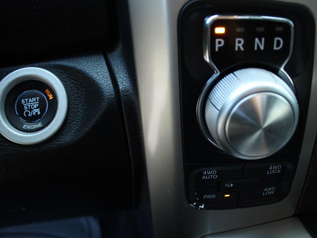 2015 RAM 1500 Image 25