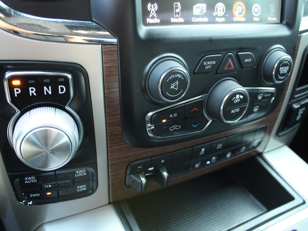 2015 RAM 1500 Image 28