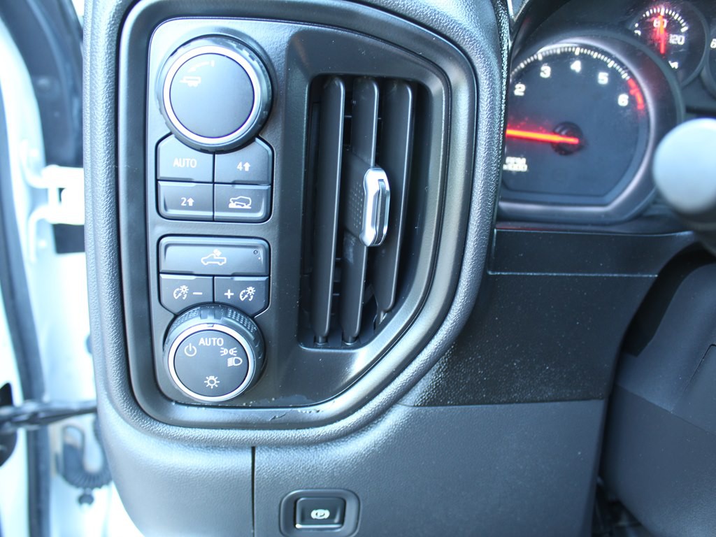 2021 Chevrolet Silverado 1500 Image 24