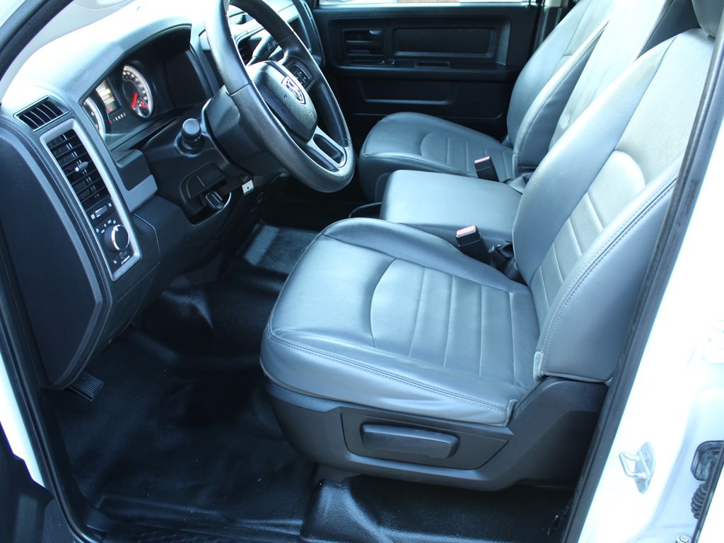 2014 RAM 1500 Image 17
