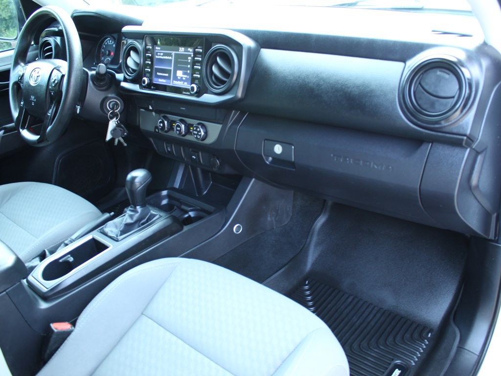 2022 Toyota Tacoma Image 12