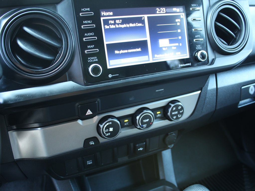 2022 Toyota Tacoma Image 24