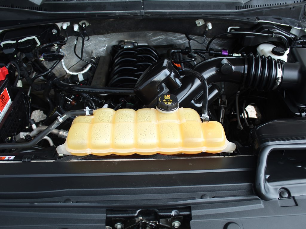 2015 Ford F-150 Image 32