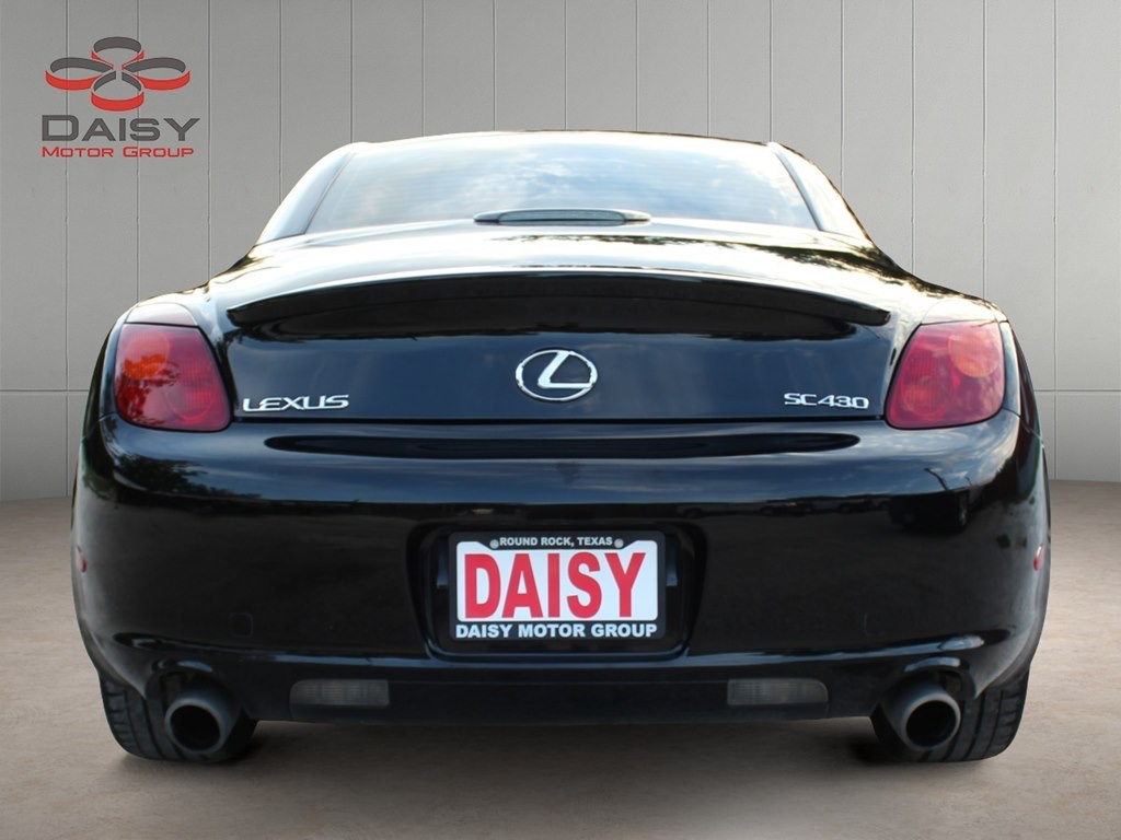 2005 Lexus SC Image 6