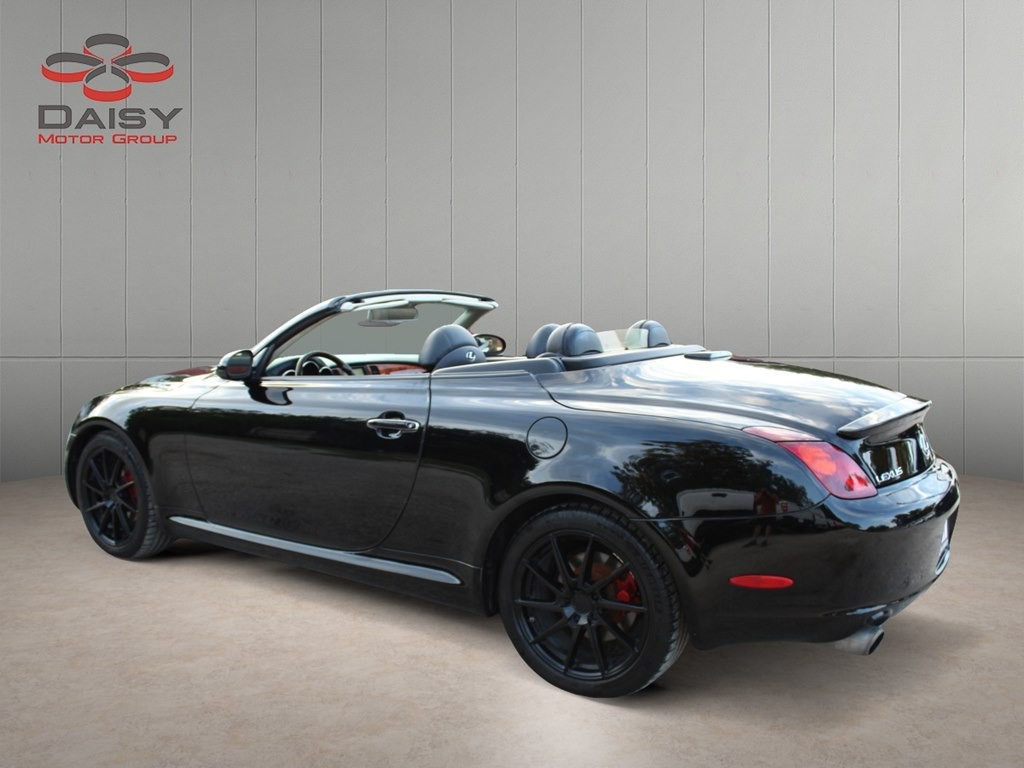2005 Lexus SC Image 14