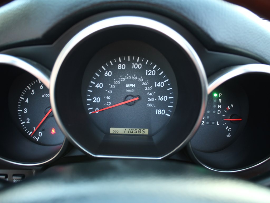 2005 Lexus SC Image 31