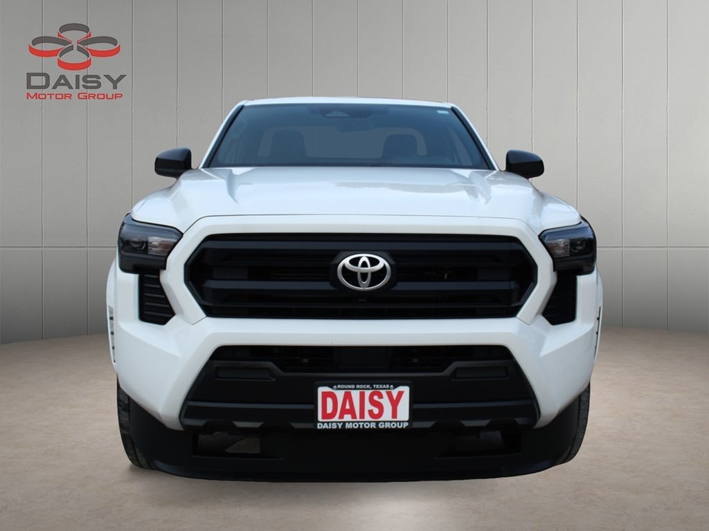 2024 Toyota Tacoma Image 2