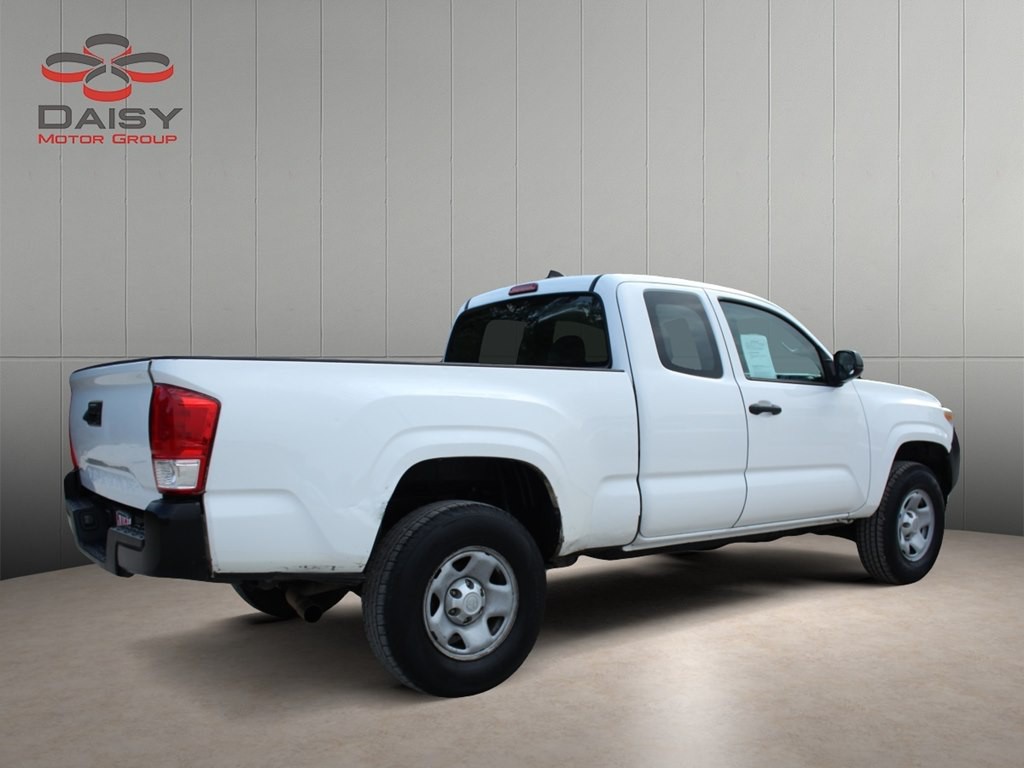 2016 Toyota Tacoma Image 5