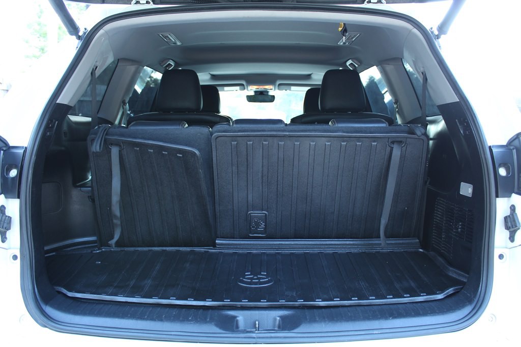 2017 Toyota Highlander Image 20