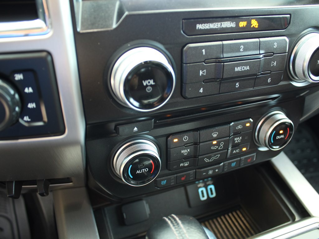 2016 Ford F-150 Image 32