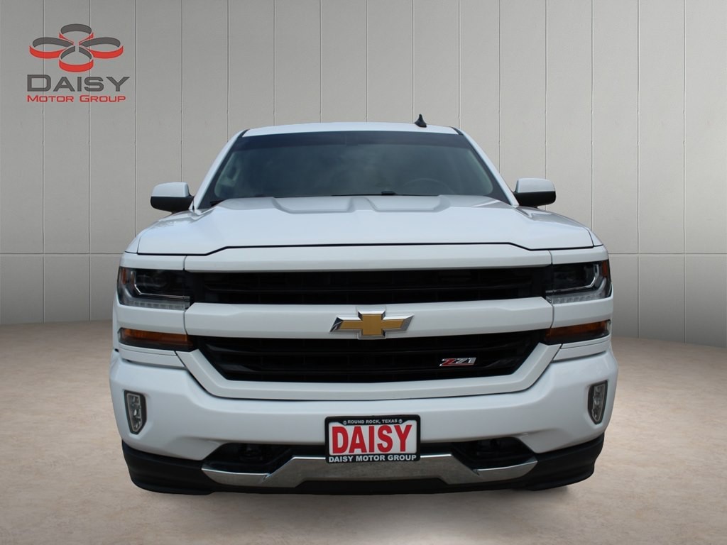 2018 Chevrolet Silverado 1500 Image 2