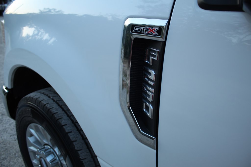 2022 Ford F-250 Image 9