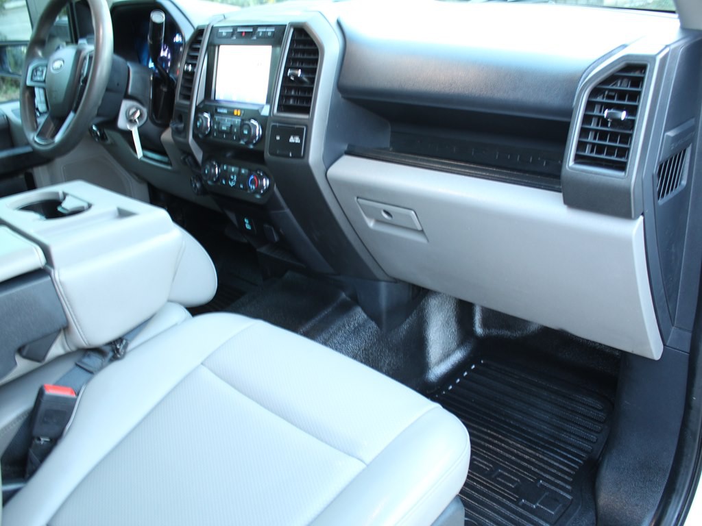 2022 Ford F-250 Image 13