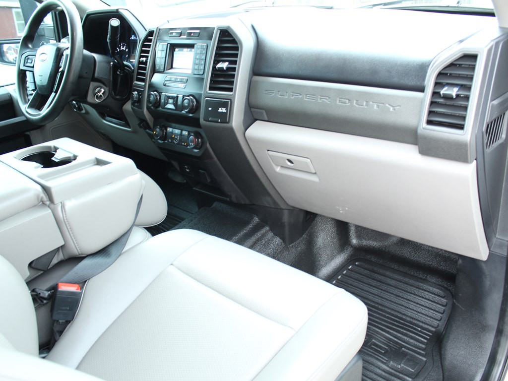 2021 Ford F-250 Image 13