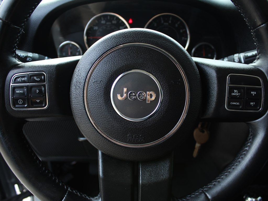 2015 Jeep Wrangler Image 18