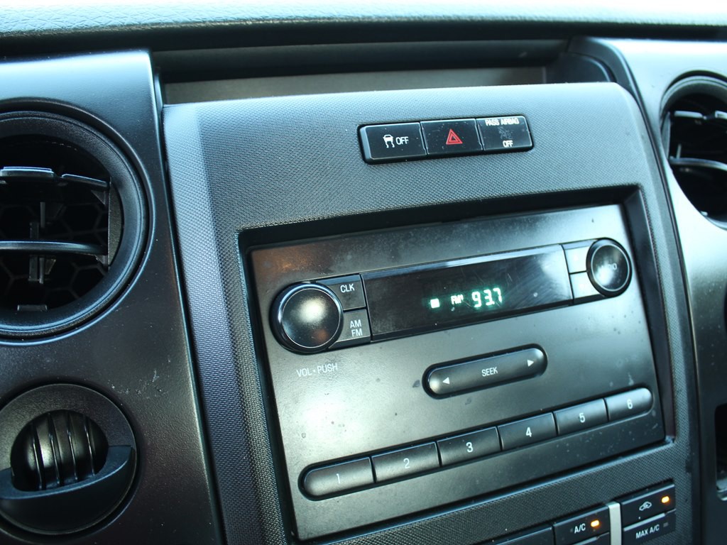 2013 Ford F-150 Image 25