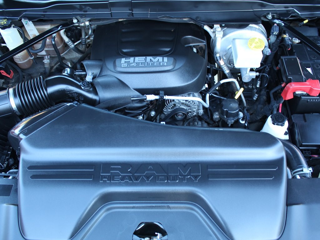 2021 RAM 2500 Image 32