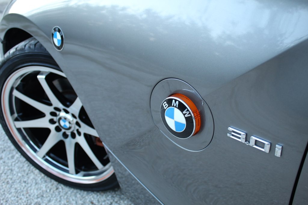 2003 BMW Z4 Image 17