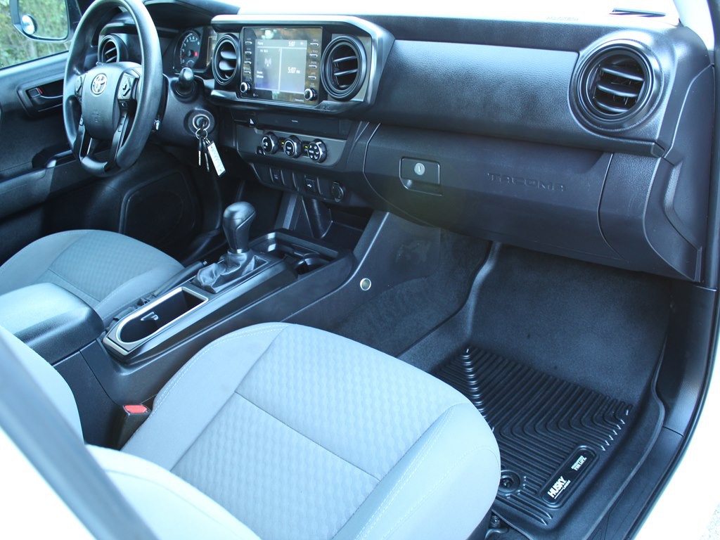 2022 Toyota Tacoma Image 14