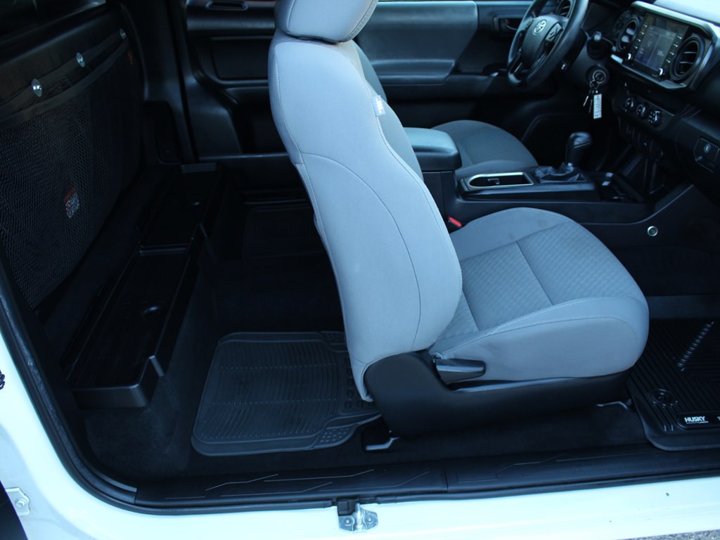 2022 Toyota Tacoma Image 22