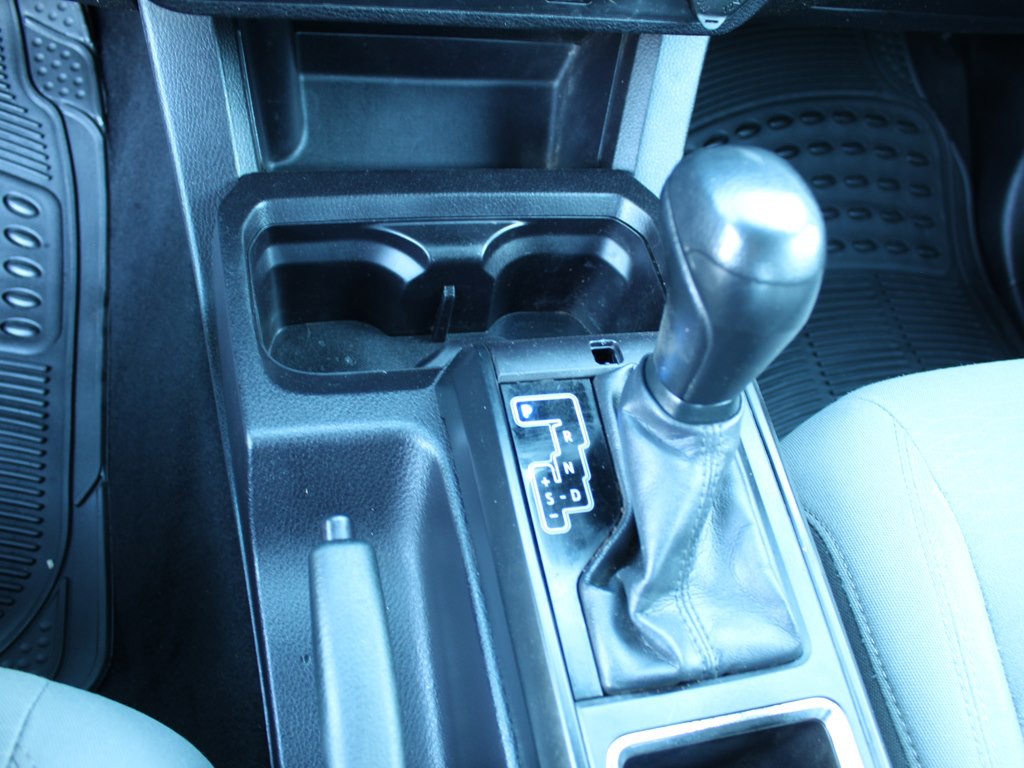 2016 Toyota Tacoma Image 26