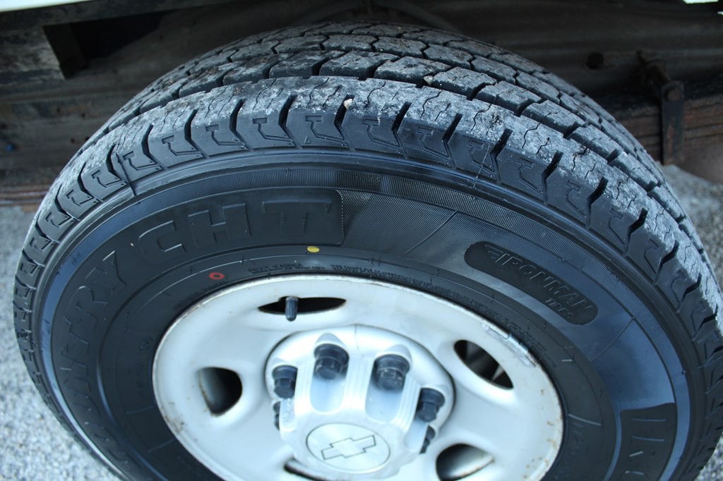 2016 Chevrolet Express Image 8