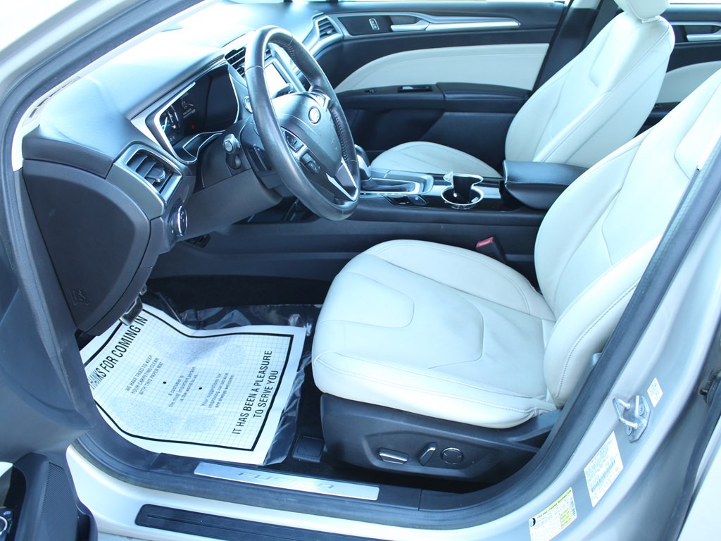 2015 Ford Fusion Image 17