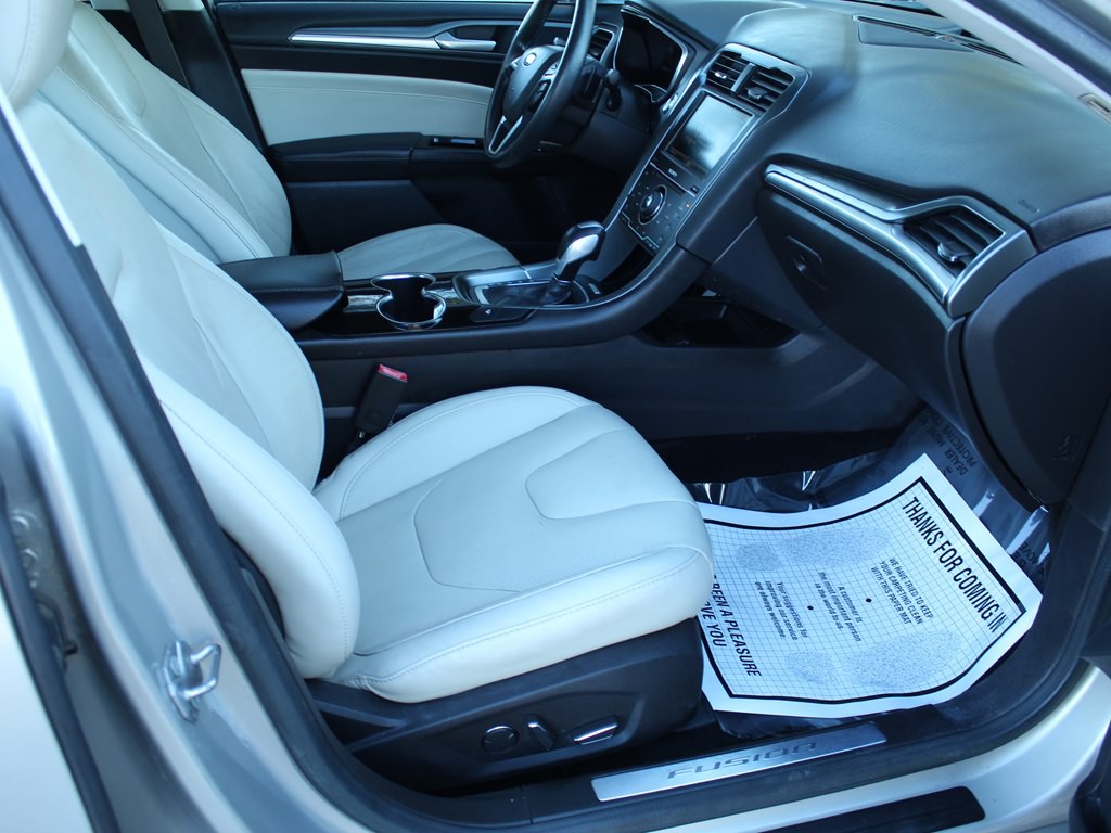 2015 Ford Fusion Image 20
