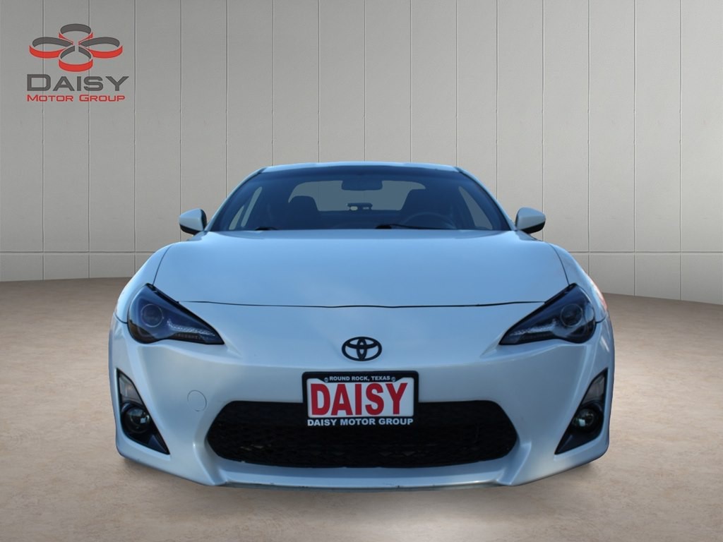 2014 Scion FR-S Image 2