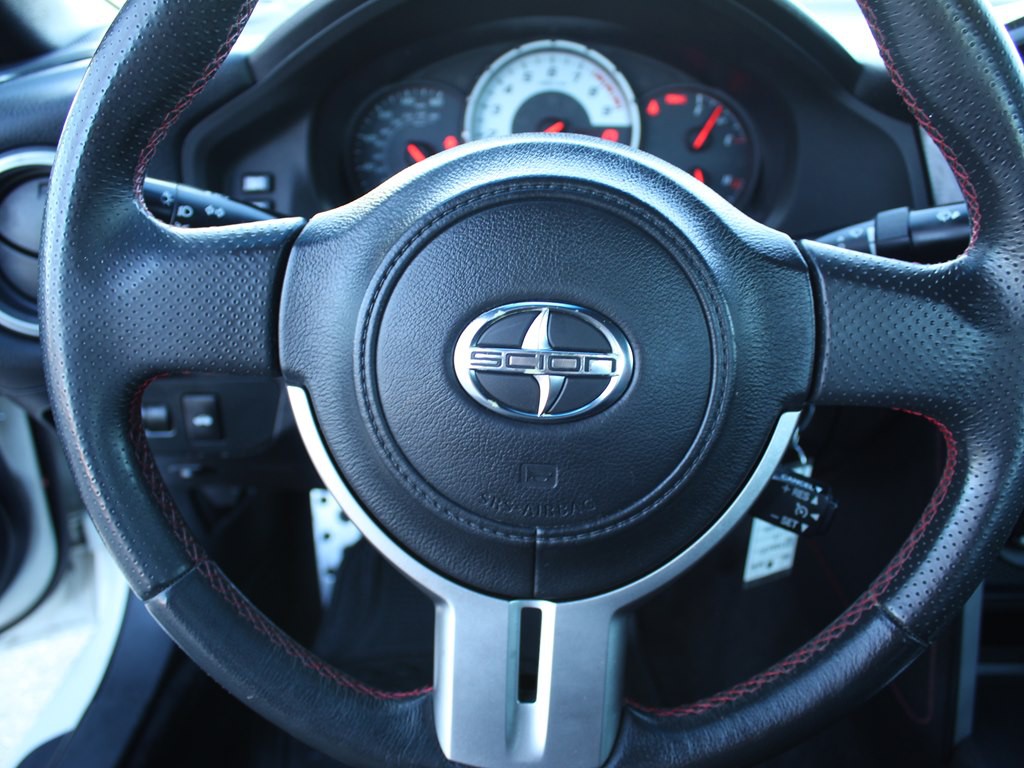2014 Scion FR-S Image 21