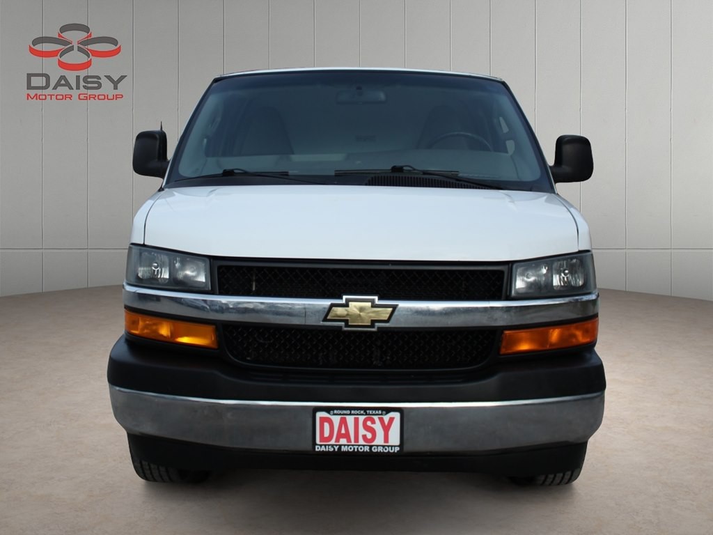 2019 Chevrolet Express Image 2
